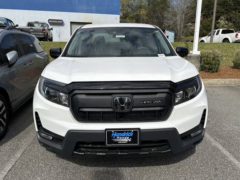 Used 2025 Honda Ridgeline Sport+ image 3