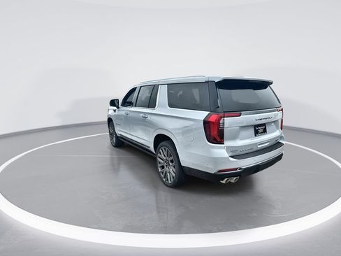 New 2026 GMC Yukon XL Denali Ultimate w/ LPO, Floor Liner Package AWD/4WD image 6