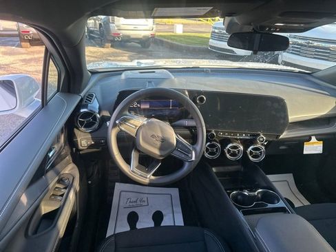 New 2026 Chevrolet Blazer EV LT image 27