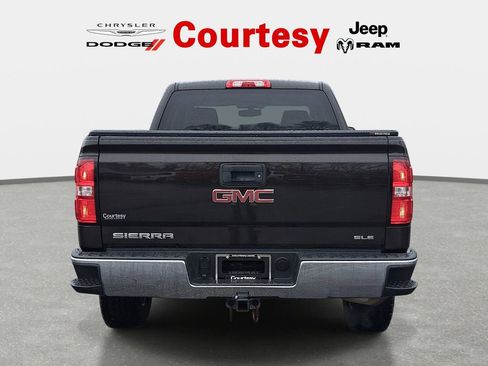 Used 2018 GMC Sierra 1500 SLE w/ SLE Value Package image 6