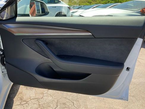 Used 2023 Tesla Model 3 Standard Range image 69