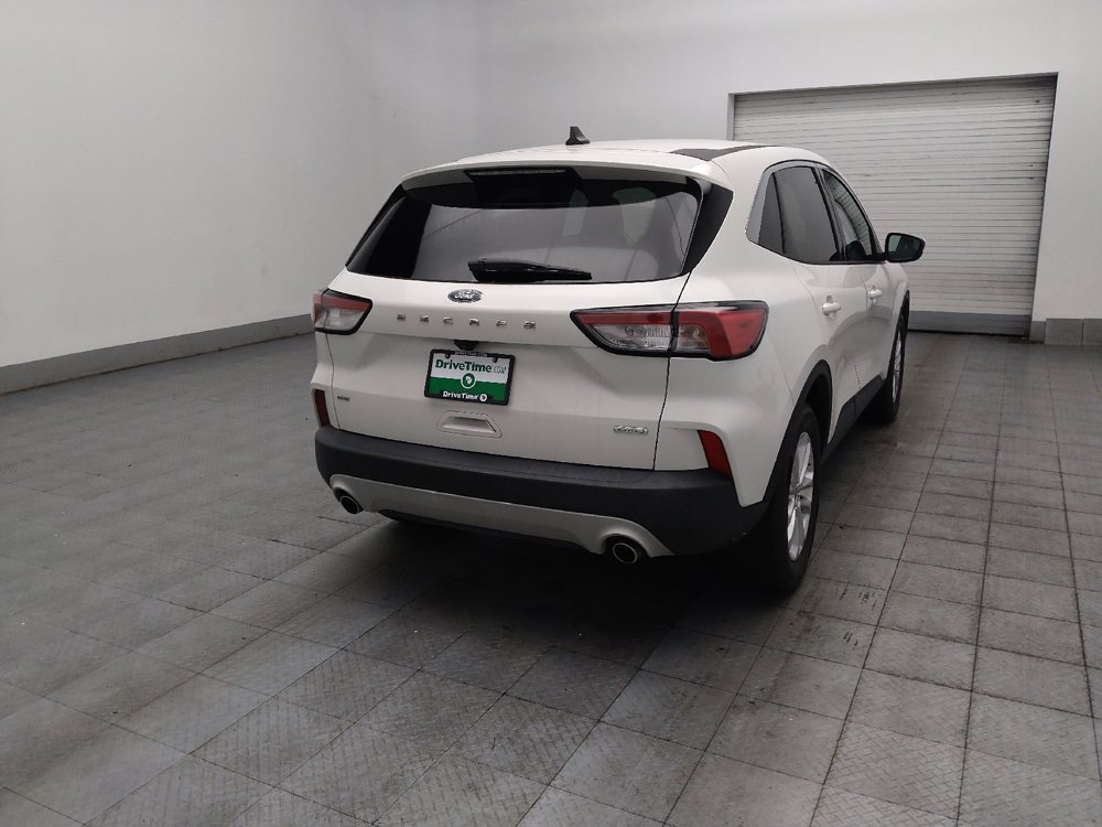 Used 2020 Ford Escape SE FWD image 9