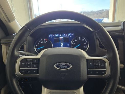 Used 2024 Ford Expedition Max Limited image 32