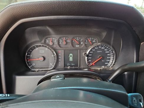 Used 2017 Chevrolet Silverado 3500 W/T w/ WT Convenience Package AWD/4WD image 28
