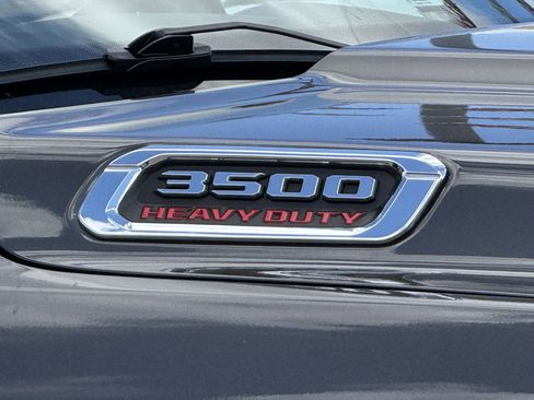 Used 2024 RAM 3500 Tradesman w/ Chrome Appearance Group image 5