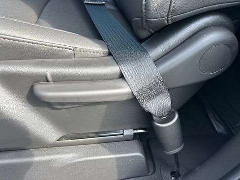 New 2025 GMC Sierra 2500 Pro w/ Convenience Package image 21