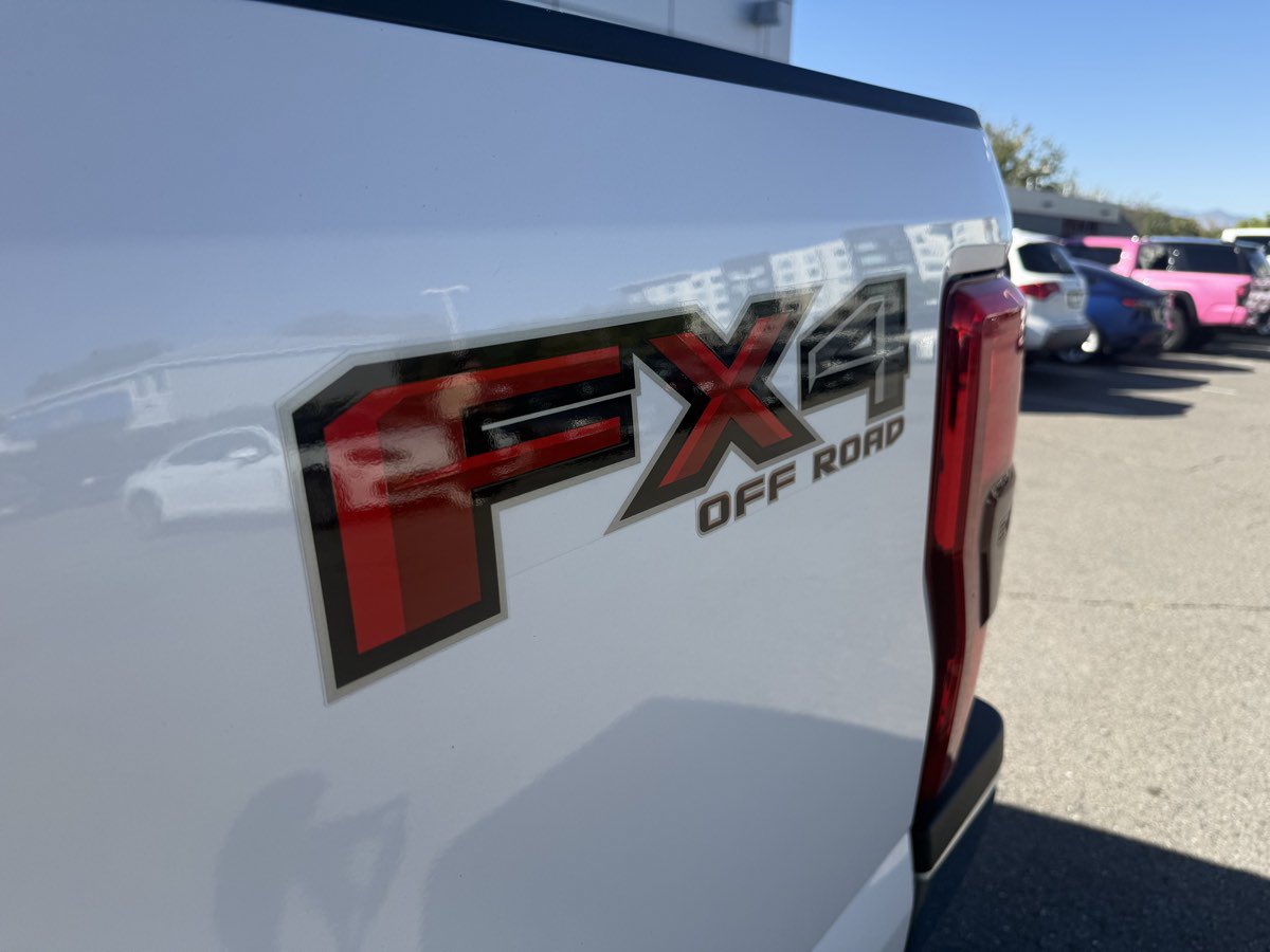 Used 2019 Ford F250 Lariat w/ Lariat Ultimate Package AWD/4WD image 18