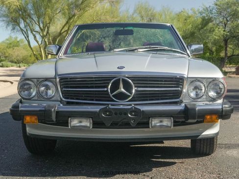 Used 1989 Mercedes-Benz 560 SL image 13