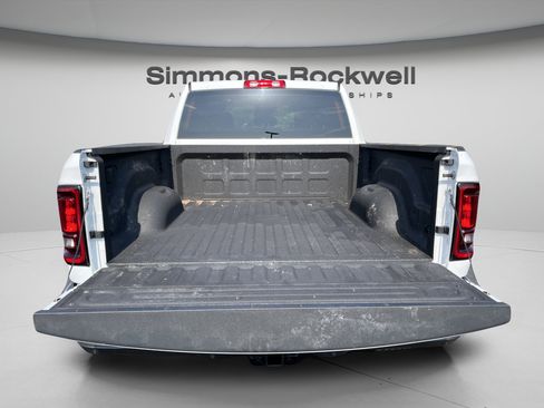 Used 2026 RAM 2500 Big Horn AWD/4WD image 10