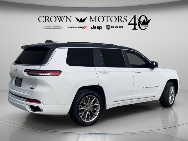 Used 2023 Jeep Grand Cherokee L Summit w/ Advanced Protech Group IV AWD/4WD image 5