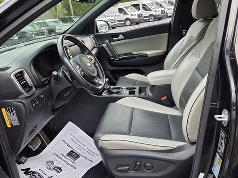 Used 2019 Kia Sportage EX w/ EX Sport Appearance Package image 6
