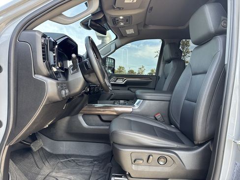 Used 2024 Chevrolet Silverado 2500 LT w/ Z71 Sport Edition AWD/4WD image 16