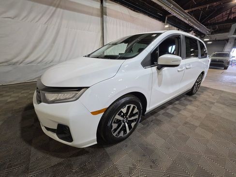 Used 2025 Honda Odyssey EX-L image 1