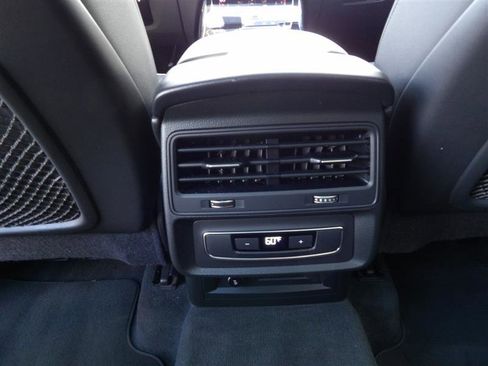 Used 2022 Audi Q7 3.0T Premium Plus image 13