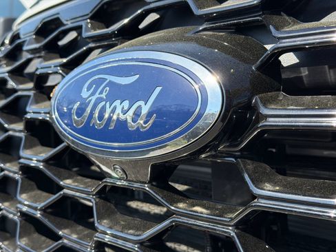 New 2026 Ford Explorer ST-Line AWD/4WD image 13