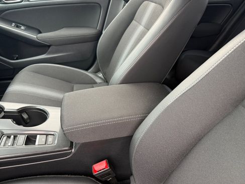 Used 2025 Honda Civic Sport image 14