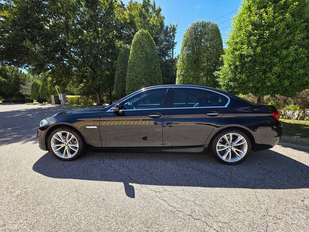 Used 2015 BMW 535i xDrive Sedan AWD/4WD image 2