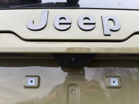 New 2026 Jeep Cherokee Limited image 17