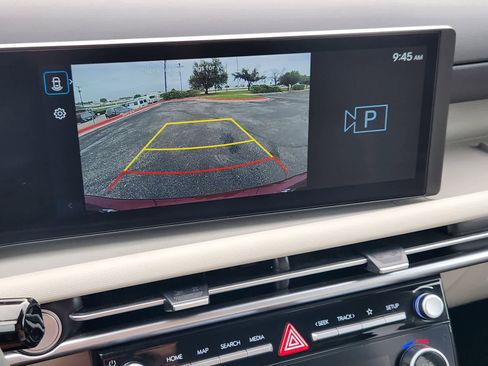 Used 2025 Hyundai Tucson SEL AWD/4WD image 18