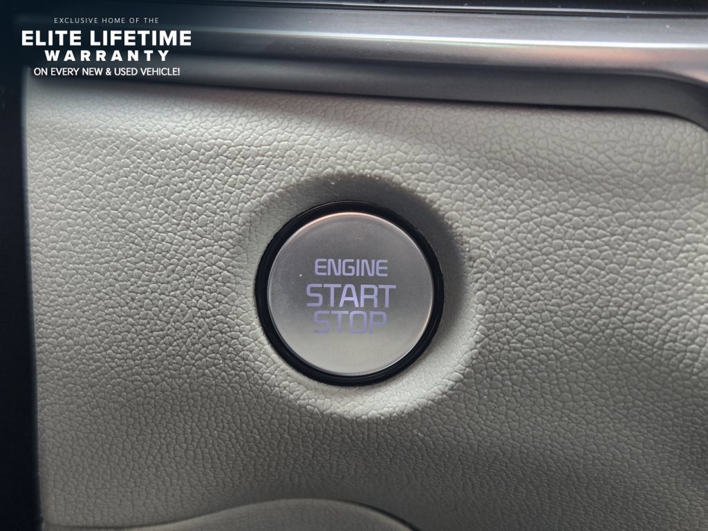 Used 2025 Kia Sorento EX FWD image 20