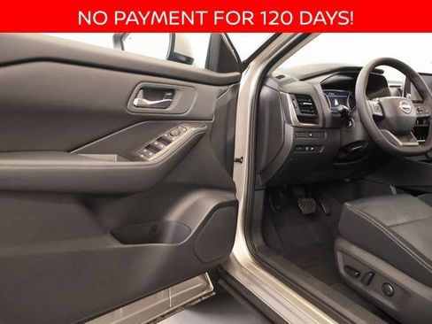 New 2026 Nissan Rogue SV image 6