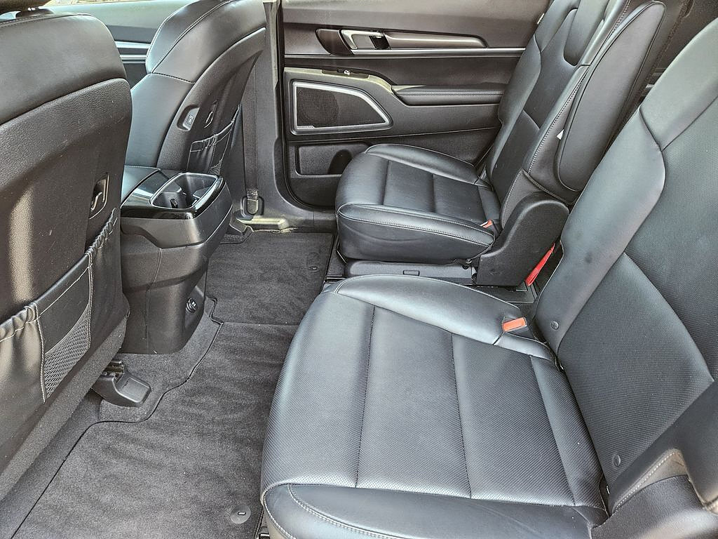 Used 2025 Kia Telluride S AWD/4WD image 23
