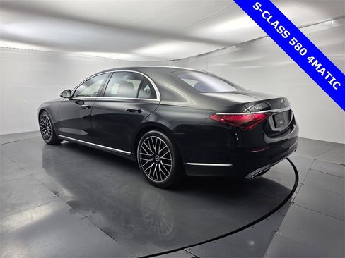 Used 2021 Mercedes-Benz S 580 4MATIC Sedan image 6