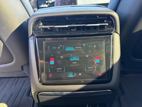 Used 2025 Cadillac Escalade IQ Luxury 2 w/ LPO, Premium Carpet Package AWD/4WD image 14