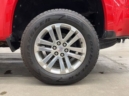 Used 2018 GMC Canyon SLT w/ Trailering Package image 9