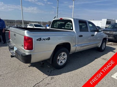 Used 2006 Dodge Dakota SLT w/ Sport Appearance Group image 4