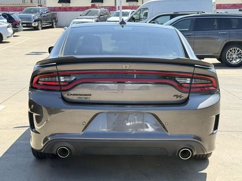 Used 2023 Dodge Charger R/T w/ Plus Group RWD image 5