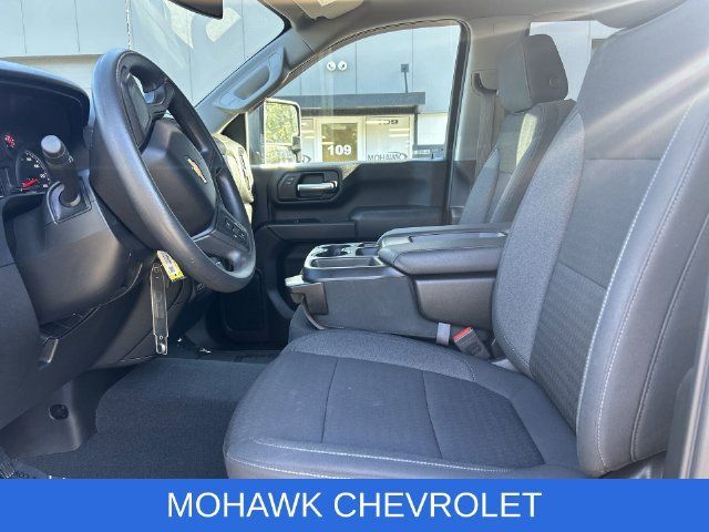 Certified 2022 Chevrolet Silverado 2500 Custom w/ Custom Value Package AWD/4WD image 23