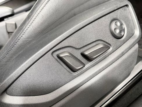 Used 2020 Audi SQ5 Premium w/ Convenience Package image 54