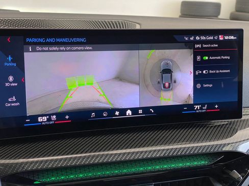 Used 2025 BMW 440i xDrive Coupe w/ Premium Package image 25