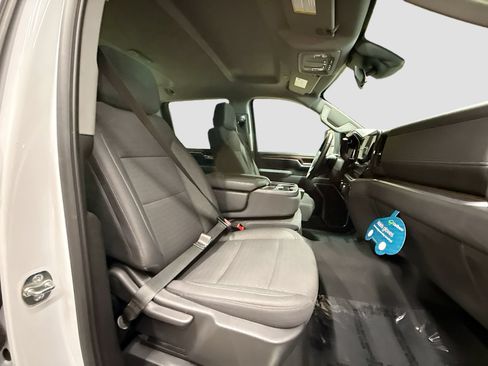 Certified 2025 Chevrolet Silverado 2500 LT w/ Convenience Package AWD/4WD image 31