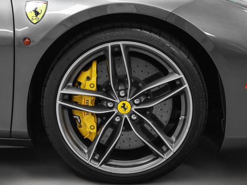 Certified 2018 Ferrari 488 Spider RWD image 10