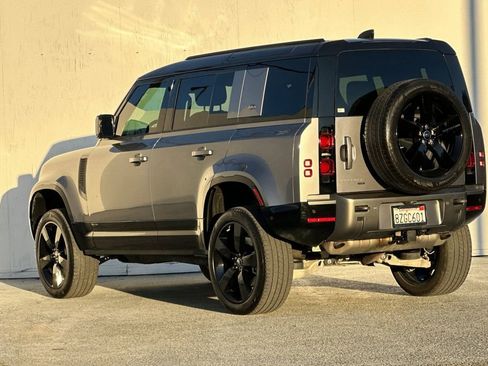 Used 2021 Land Rover Defender 110 X-Dynamic HSE image 5