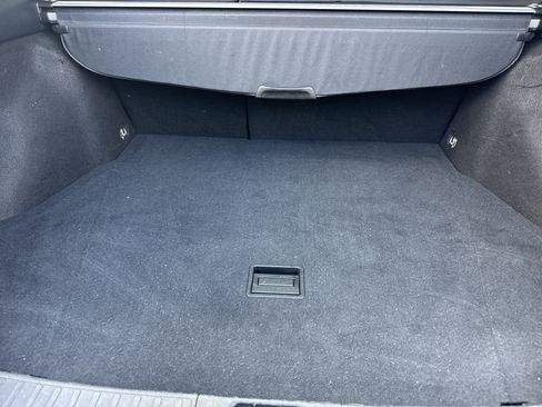 Used 2022 Toyota Prius LE FWD image 31