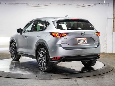 Used 2018 MAZDA CX-5 Grand Touring FWD image 2