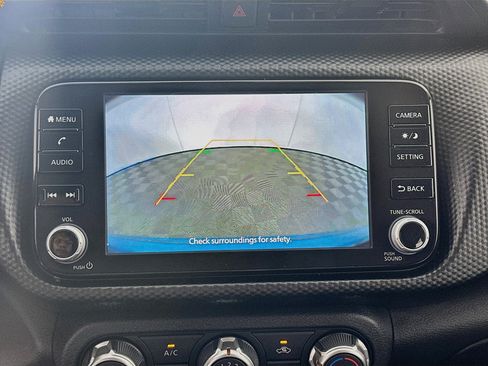 Used 2023 Nissan Kicks SV FWD image 19