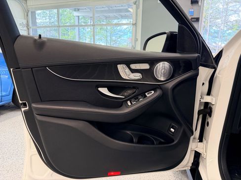 Used 2016 Mercedes-Benz GLC 300 image 16