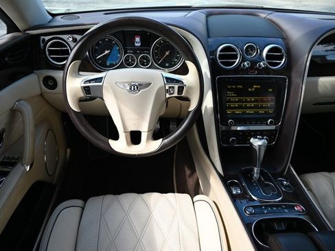 Used 2016 Bentley Flying Spur V8 AWD/4WD image 27