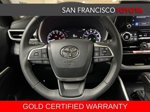 Certified 2025 Toyota Highlander XLE image 35
