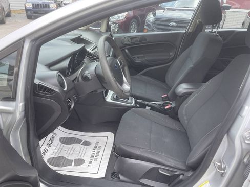 Used 2019 Ford Fiesta SE FWD image 11