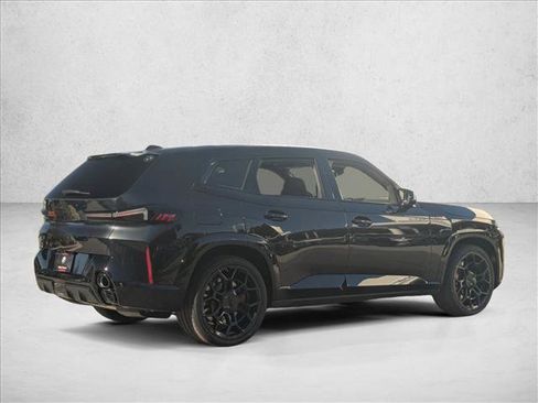 New 2026 BMW XM Label Red image 2