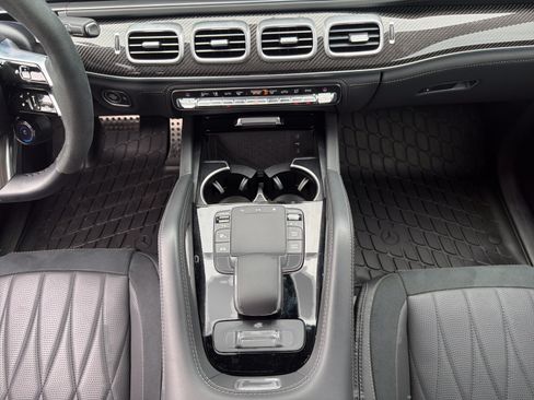 Used 2025 Mercedes-Benz GLE 53 AMG 4MATIC Coupe image 11