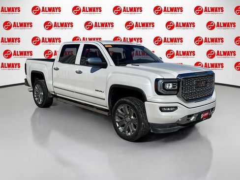Used 2018 GMC Sierra 1500 Denali w/ Denali Ultimate Package image 3
