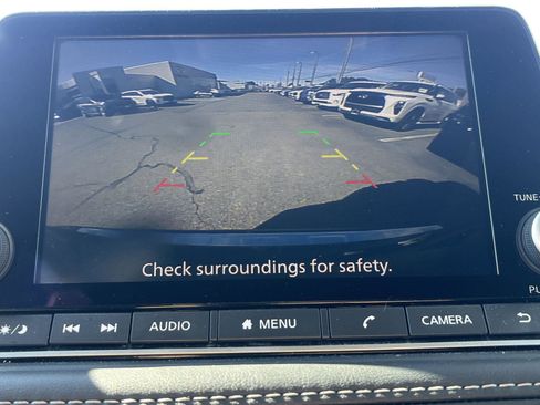 Used 2023 Nissan Rogue SV w/ SV Premium B Package image 16