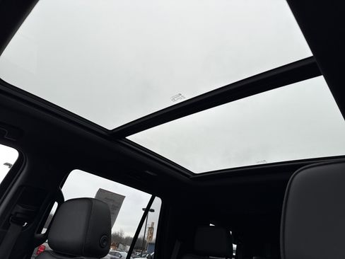 Used 2022 Chevrolet Tahoe RST image 30