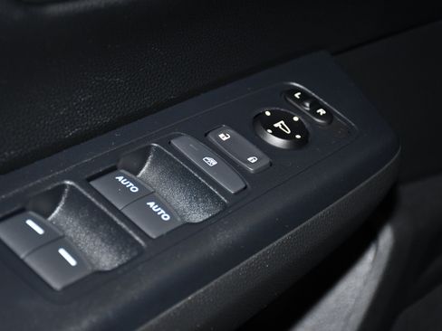 Certified 2024 Honda CR-V EX image 33